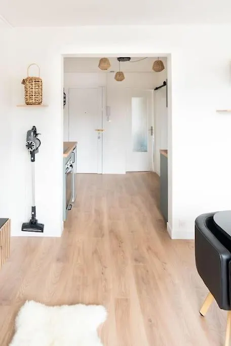 T2 Parking Gratuit Plus 2 Balcons Aix-les-Bains France